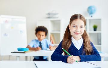 УСПЕЙТЕ ЗАПИСАТЬ РЕБЕНКА В АНГЛИЙСКИЙ КЛУБ ДНЕВНОГО ПРЕБЫВАНИЯ